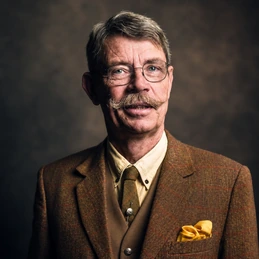 Bernard Lugan